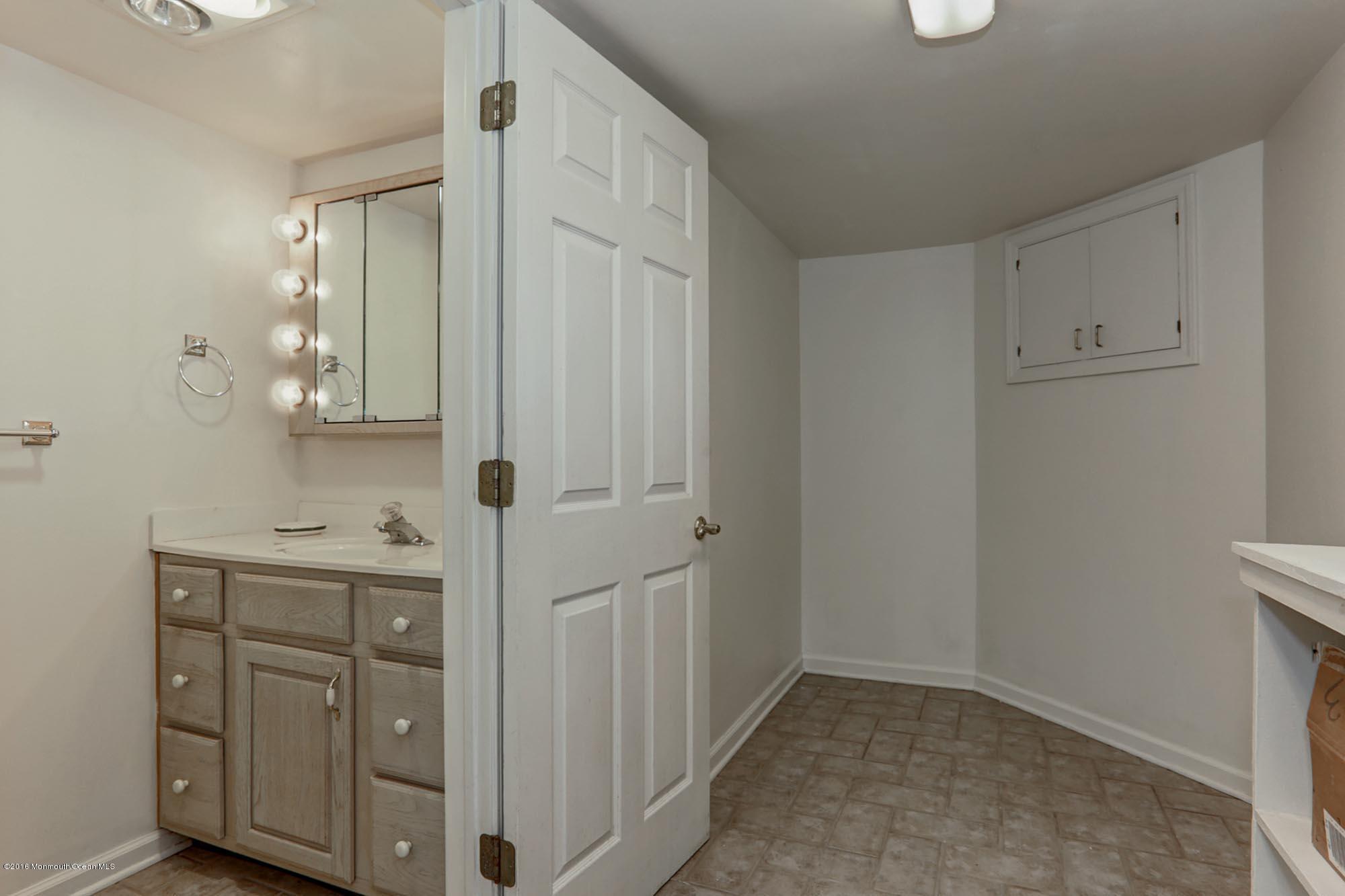 6 Belvidere Road Atlantic Highlands, NJ 07716 - Photo 44 of 55 Half bath in lower level