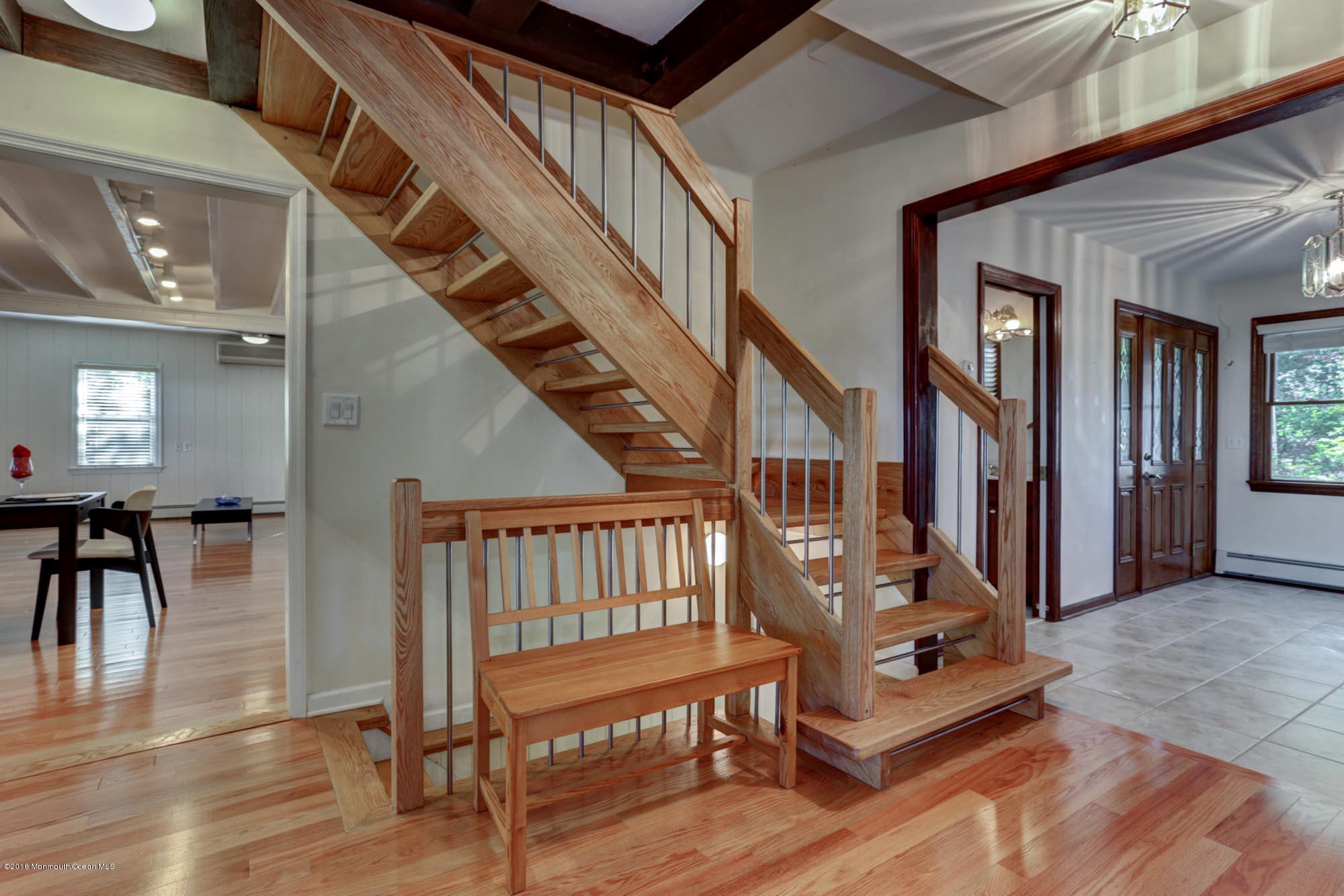 6 Belvidere Road Atlantic Highlands, NJ 07716 - Photo 7 of 55 New hardwood floors
