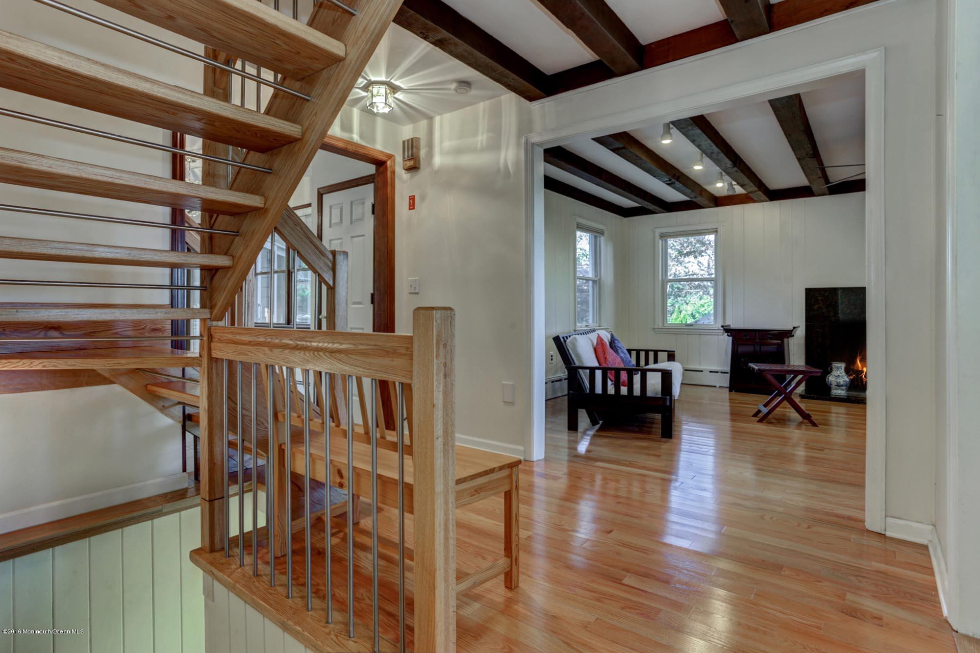 6 Belvidere Road Atlantic Highlands, NJ 07716 - Photo 9 of 55 Beamed ceilings