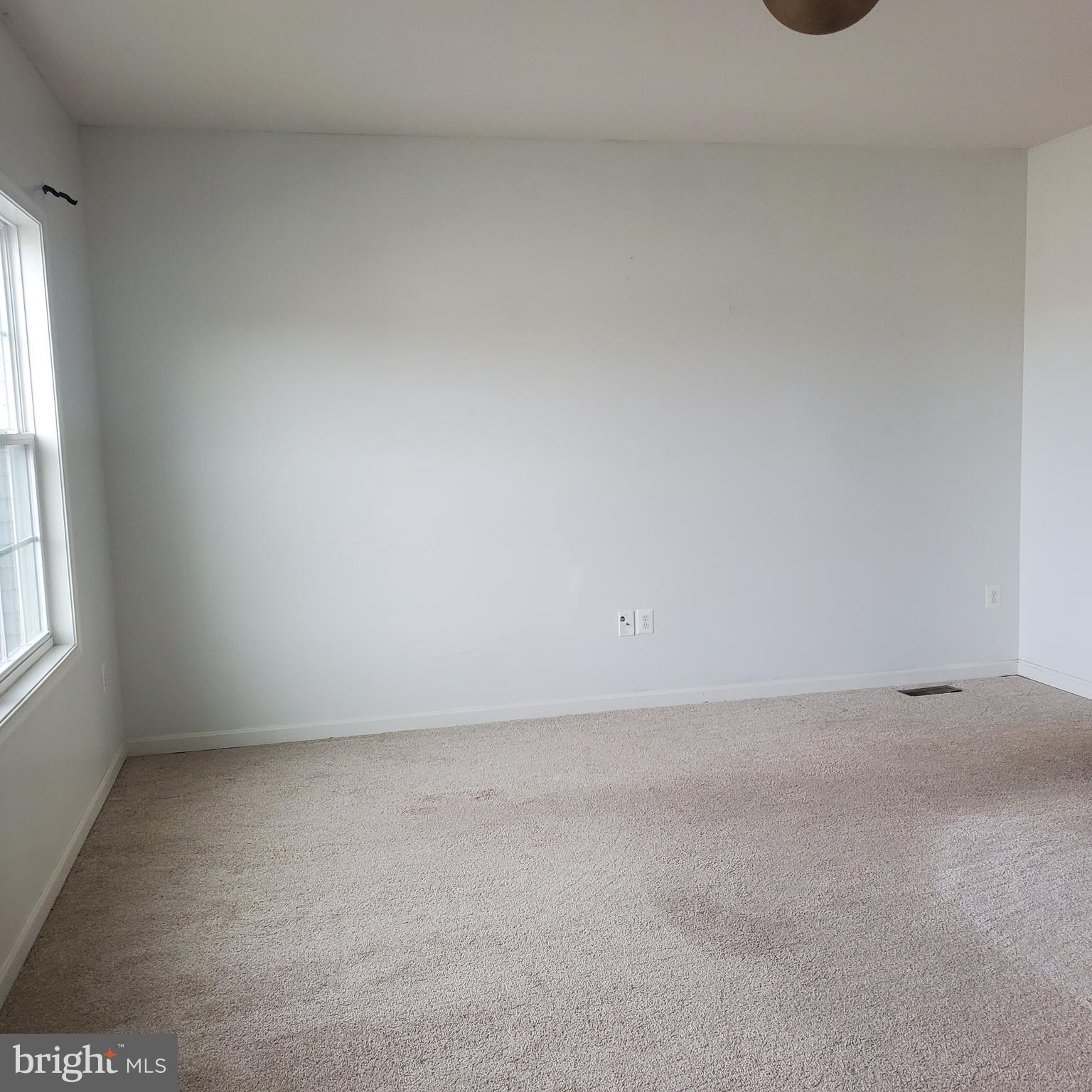 7125 Durrette Road Ruther Glen, VA 22546 - Photo 4 of 18 Family Room