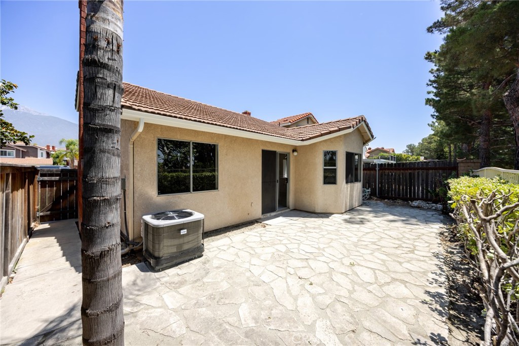 11013 Shaw Street Rancho Cucamonga, CA 91701 - Photo 27 of 32