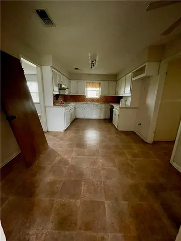 a view of a storage & utility room