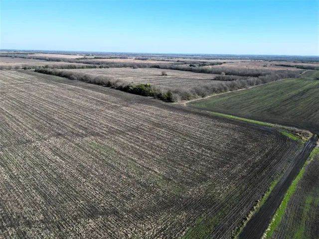 $749,500 | 4914 Commerce Tx 75428, Ladonia, TX 75449