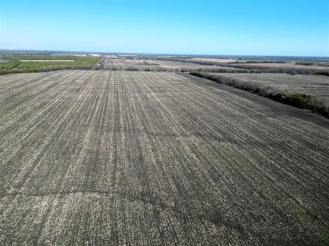 $749,500 | 4914 Commerce Tx 75428, Ladonia, TX 75449