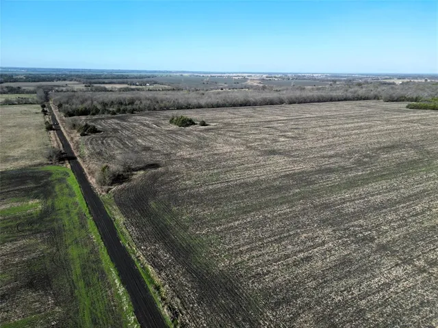 $749,500 | 4914 Commerce Tx 75428, Ladonia, TX 75449