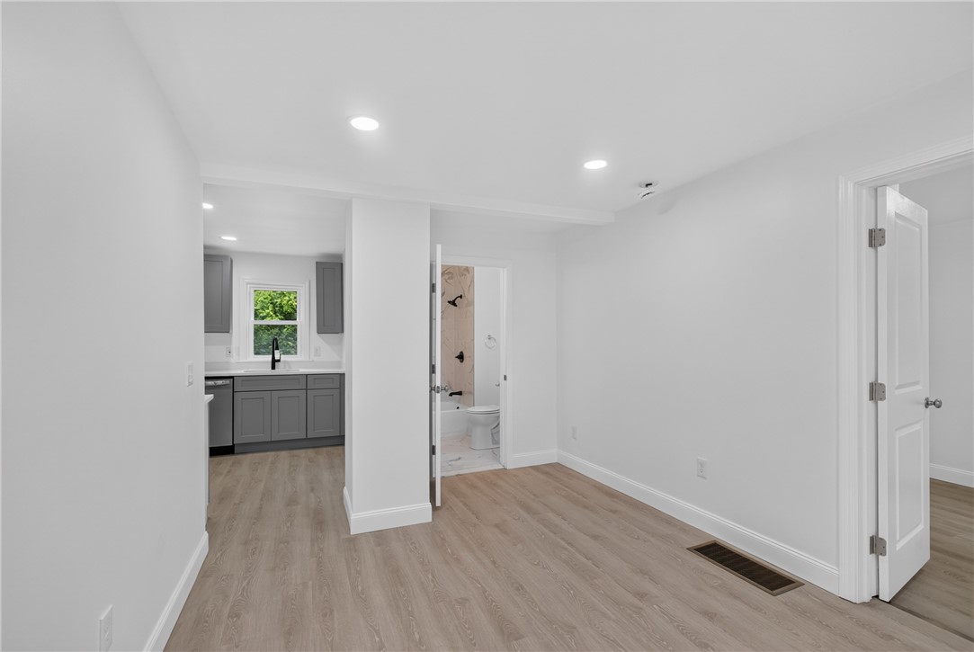 5 Lee's Lane Glocester, RI 02814 - Photo 18 of 48