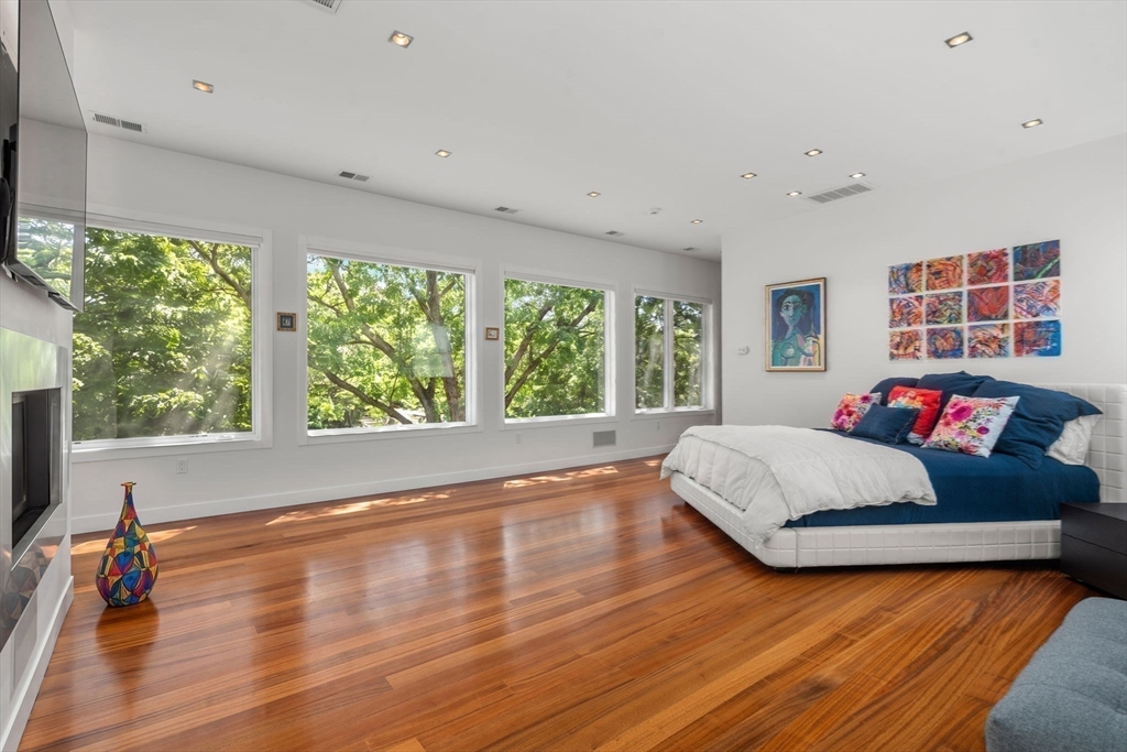 17 Edge Hill Road Newton, MA 02467 - Photo 16 of 29
