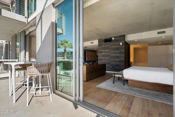 $1,250,000 | 5455 East Lincoln Drive, Unit 2009, Paradise Valley, AZ 85253