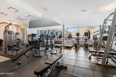 $1,250,000 | 5455 East Lincoln Drive, Unit 2009, Paradise Valley, AZ 85253