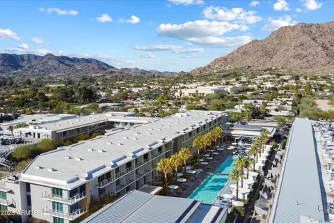 $1,250,000 | 5455 East Lincoln Drive, Unit 2009, Paradise Valley, AZ 85253