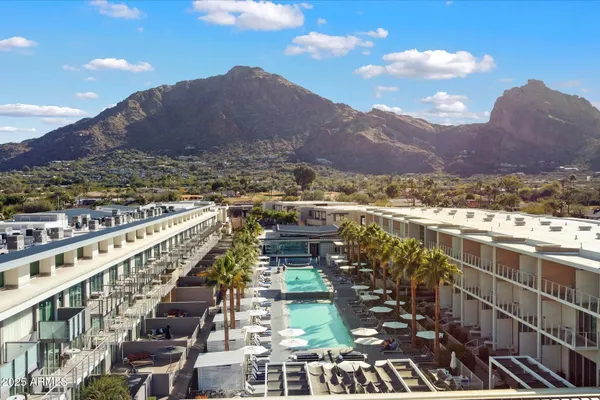 $1,250,000 | 5455 East Lincoln Drive, Unit 2009, Paradise Valley, AZ 85253
