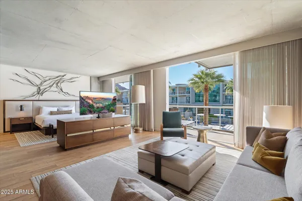 $1,250,000 | 5455 East Lincoln Drive, Unit 2009, Paradise Valley, AZ 85253