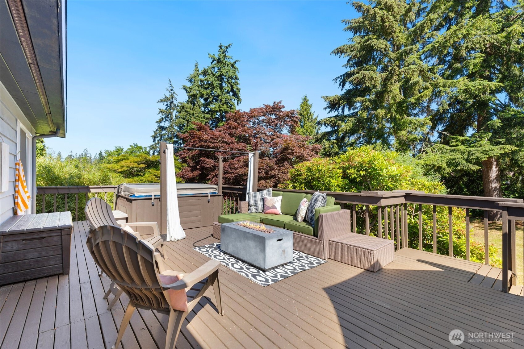 8707 Maple Lane Edmonds, WA 98026 - Photo 30 of 37