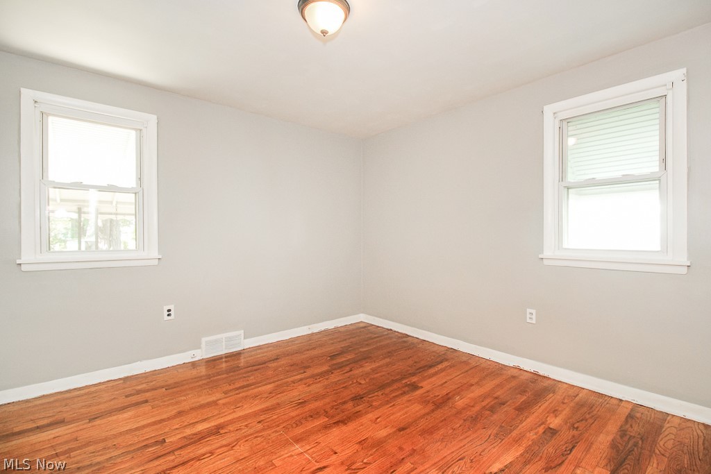 836 Mannering Road Eastlake, OH 44095 - Photo 15 of 33 Gallery Image 15