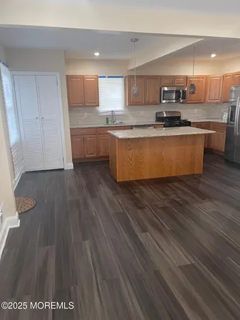 $2,500 | 410 Ferry Street, Trenton, NJ 08611