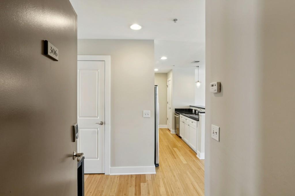 933 Garrett Street, Unit 306 Atlanta, GA 30316 - Photo 4 of 31