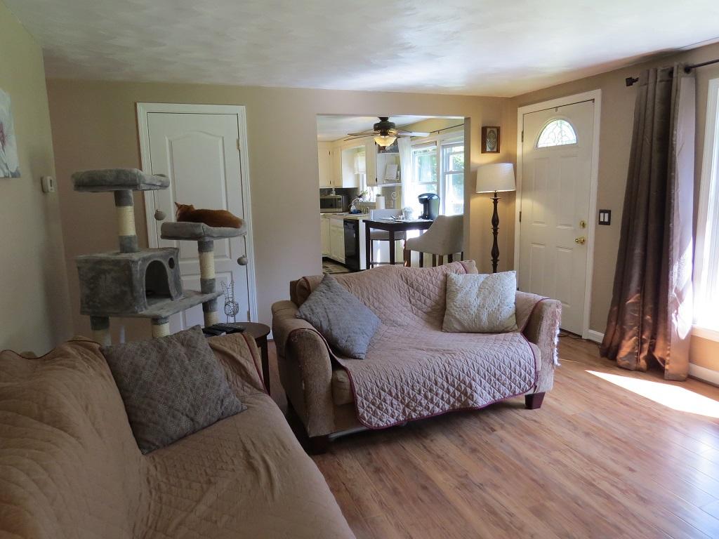 769 East Benton Road Waterville, ME 04901 - Photo 15 of 38 Living Room