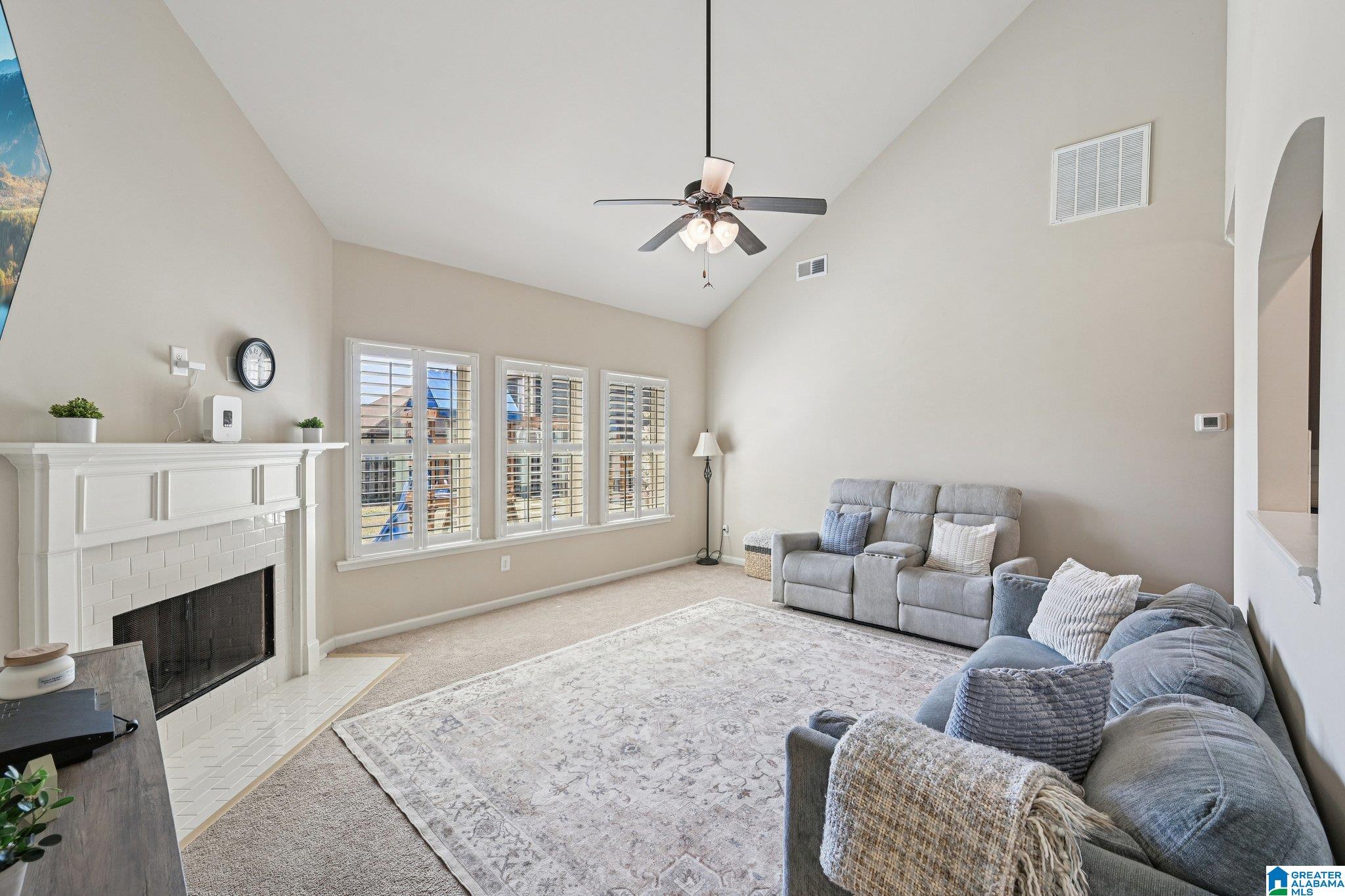 1004 Bethpage Lane Calera, AL 35040 - Photo 4 of 49