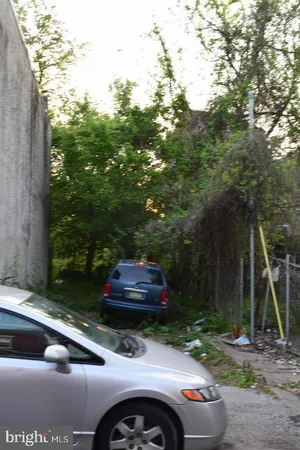 $17,900 | 3352 North Sydenham Street, Philadelphia, PA 19140