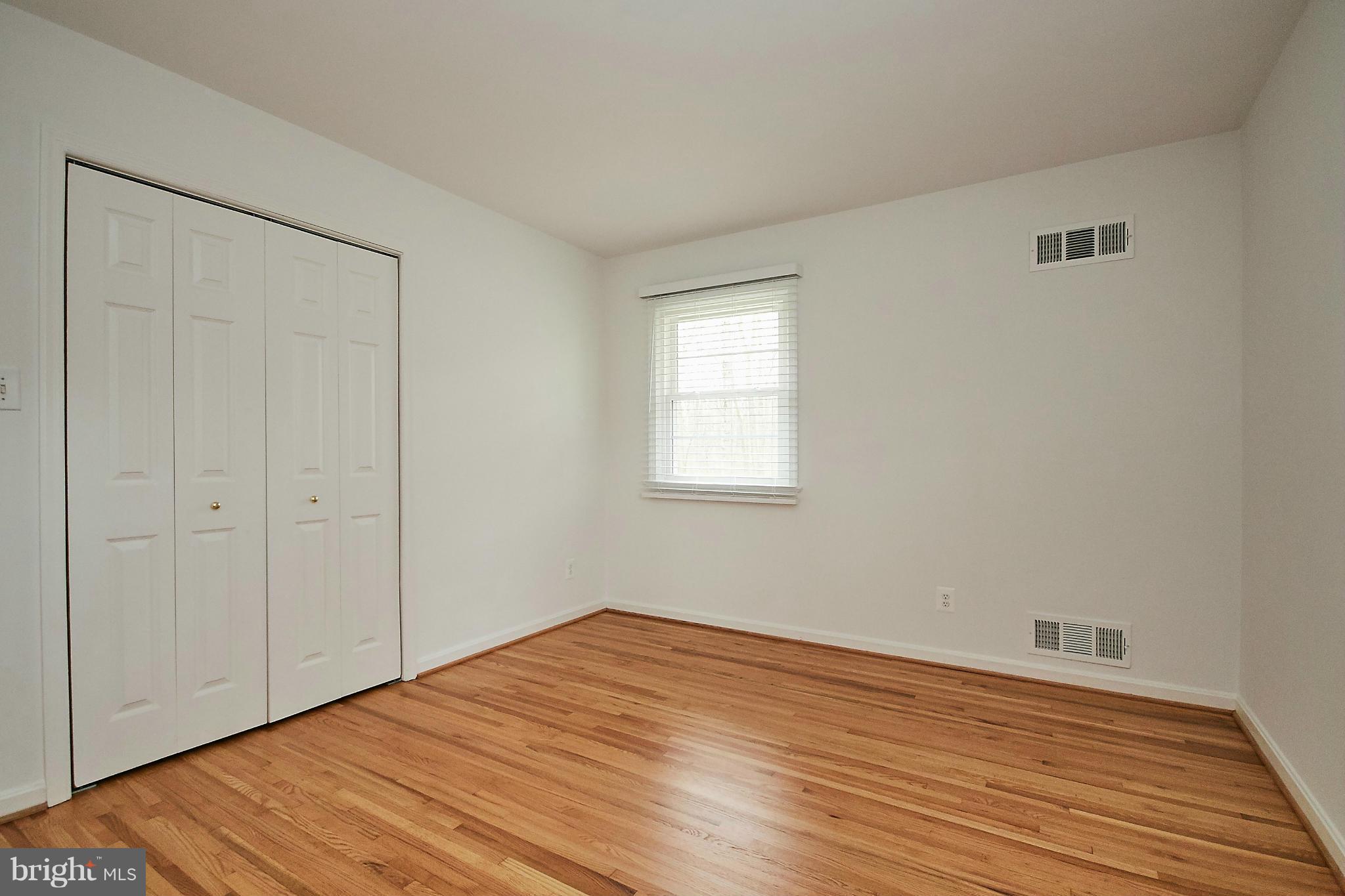2402 Old Trace Lane Reston, VA 20191 - Photo 11 of 30 2nd Bedroom
