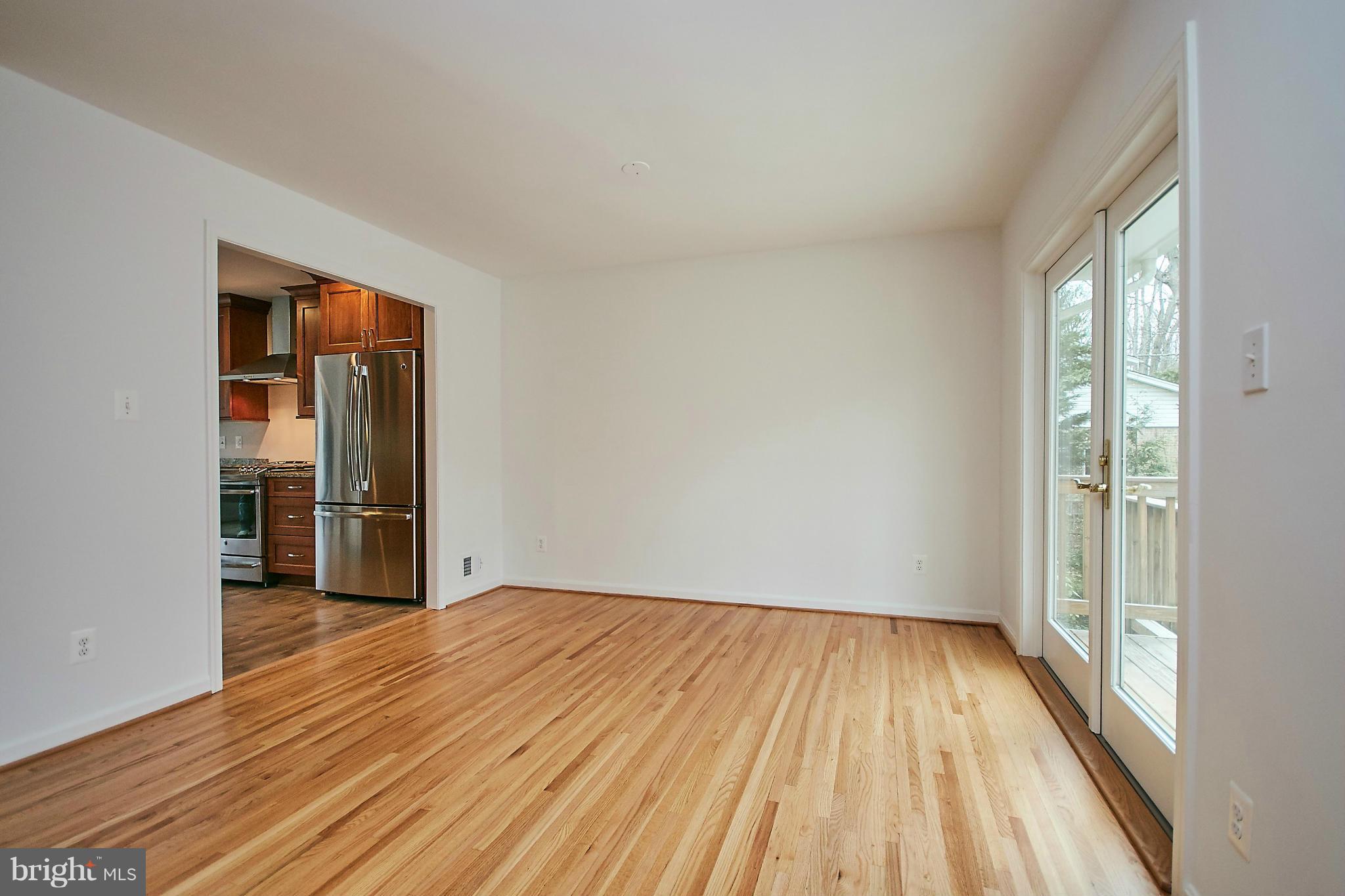 2402 Old Trace Lane Reston, VA 20191 - Photo 6 of 30 Dining Room