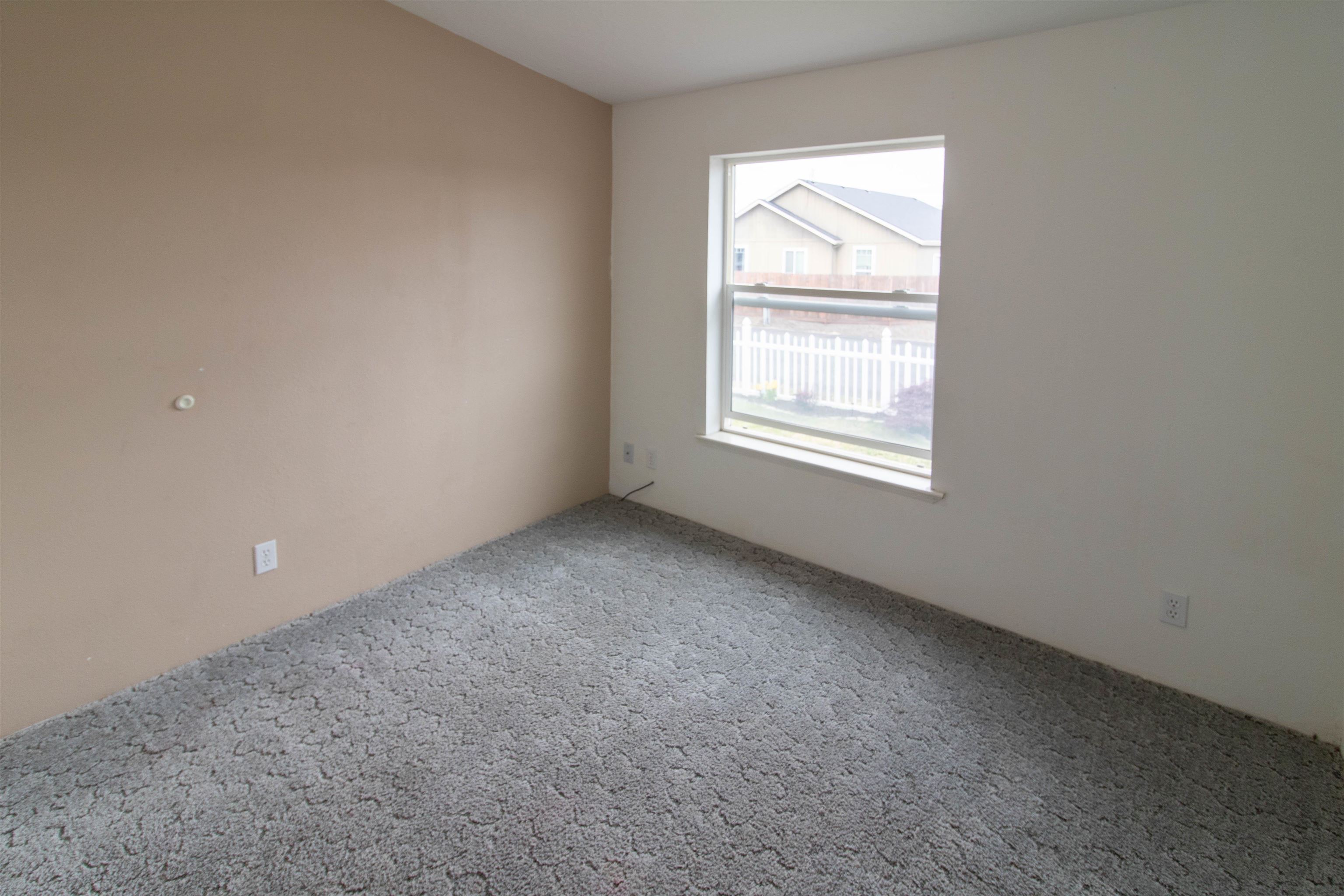 10510 West Richland Road, Unit 80 Cheney, WA 99004 - Photo 23 of 38