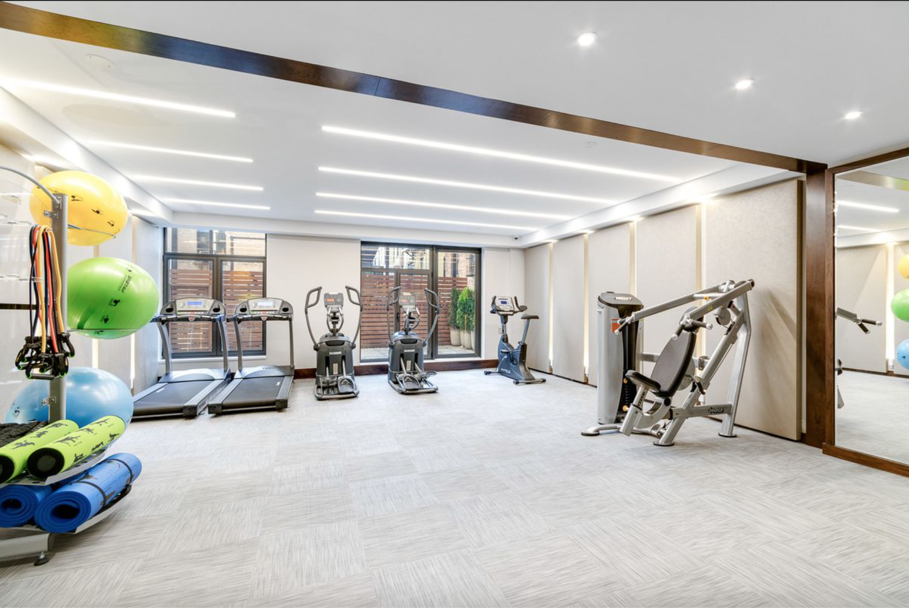 10 Lenox Avenue, Unit 5D Manhattan, NY 10026 - Photo 5 of 11