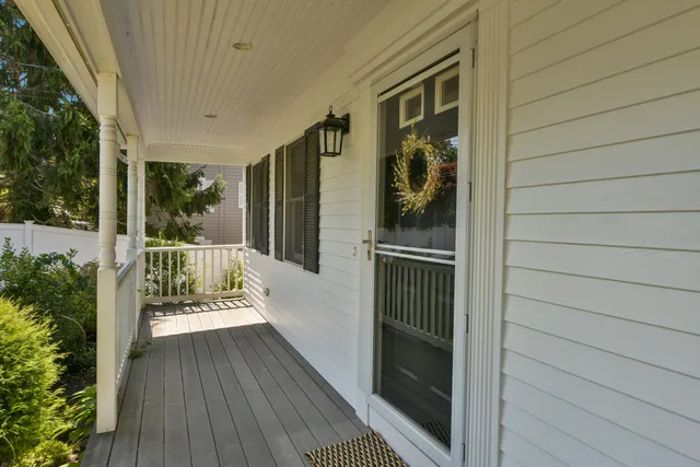 $927,500 | 1311 Main Street, Cotuit, MA 02635