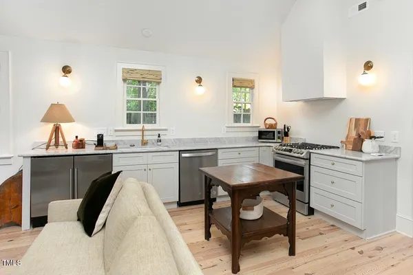 $2,500 | 821 North Buchanan Boulevard, Unit C, Durham, NC 27701