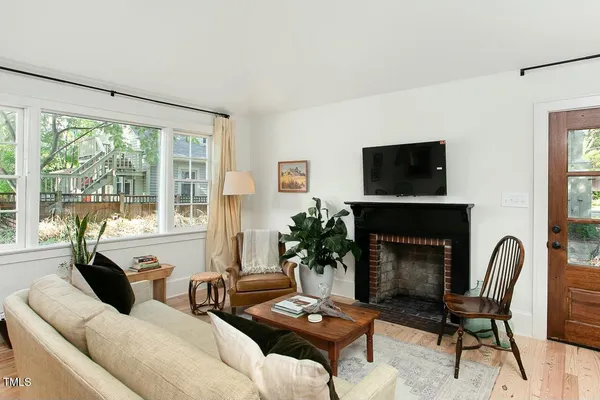 $2,500 | 821 North Buchanan Boulevard, Unit C, Durham, NC 27701