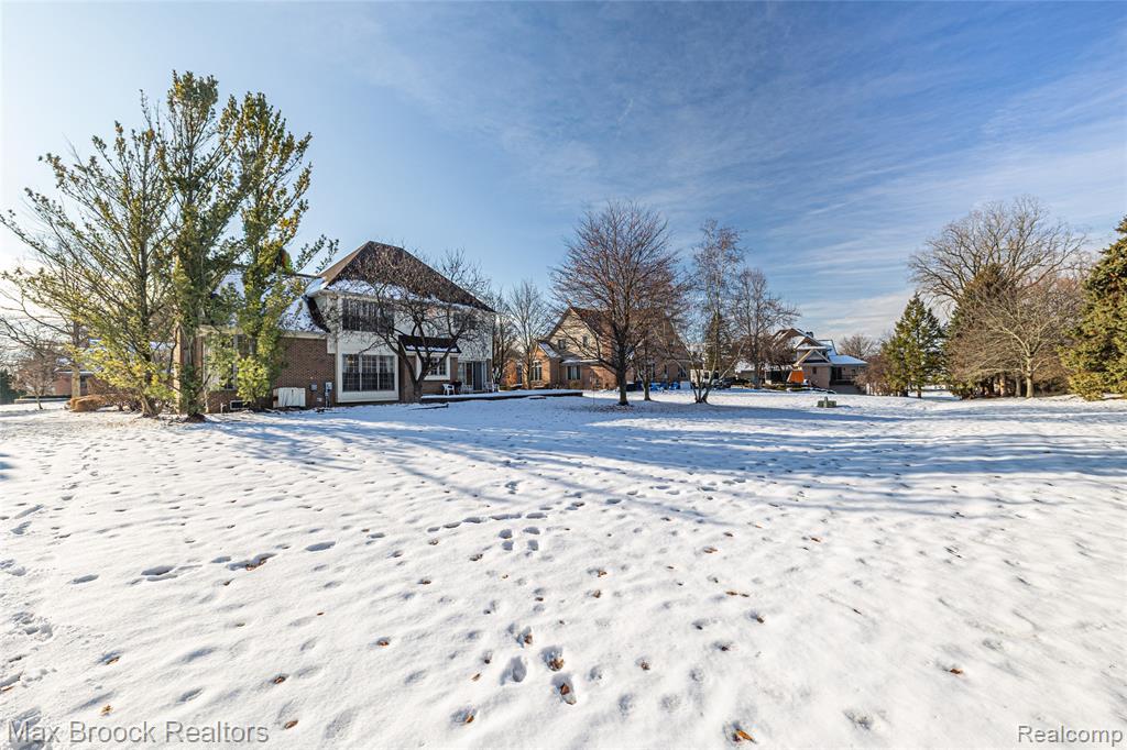 41450 Mission Lane Novi, MI 48167 - Photo 35 of 44