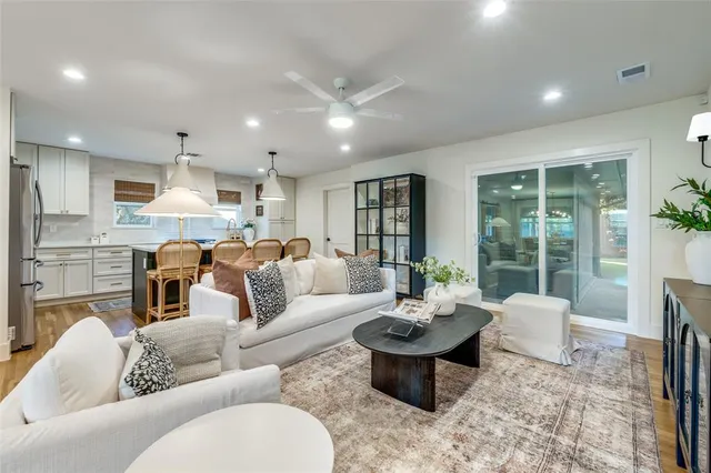 $815,000 | 6537 Patrick Drive, Dallas, TX 75214