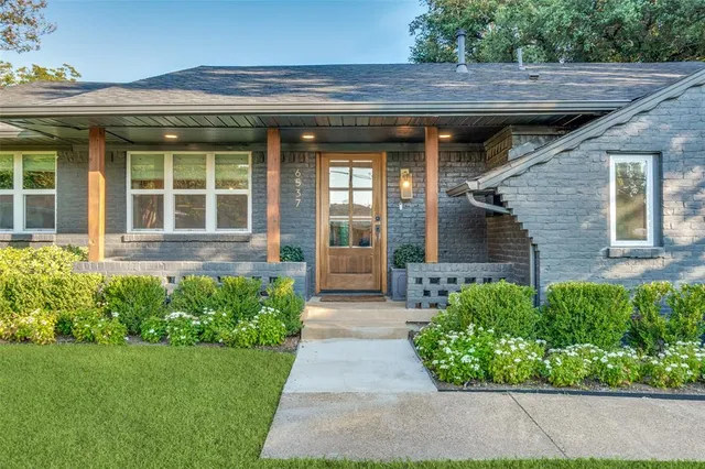 $815,000 | 6537 Patrick Drive, Dallas, TX 75214