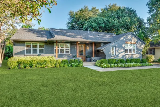 $815,000 | 6537 Patrick Drive, Dallas, TX 75214