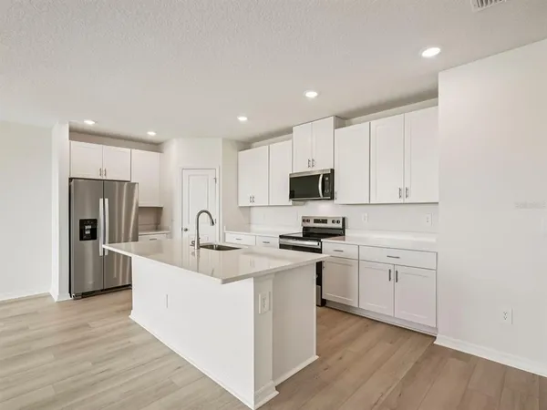 $371,320 | 10432 Abundance Grv Way, Parrish, FL 34221