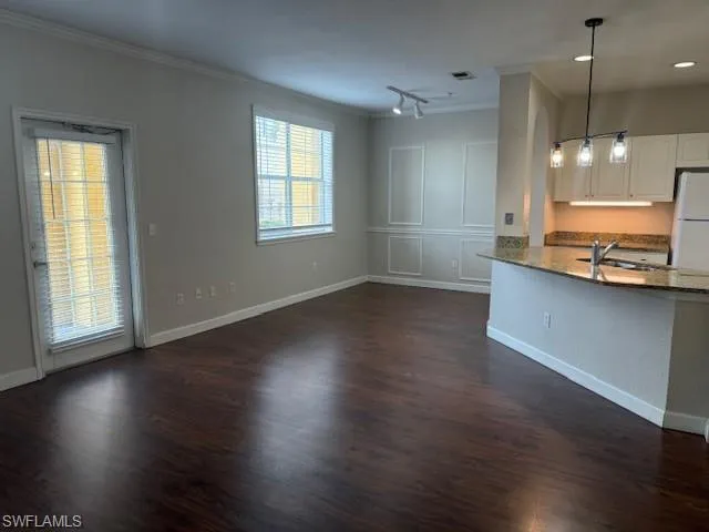 a view of an outdoor space with seating area