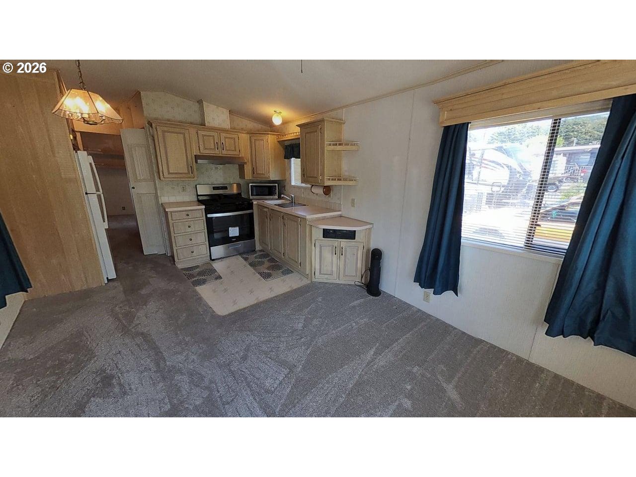 95706 Jerry's Flat Road, Unit 8 Gold Beach, OR 97444 - Photo 3 of 18 Living Room