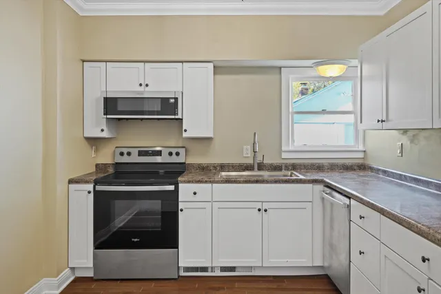 $299,900 | 210 South Washington Street, Elkhorn, WI 53121