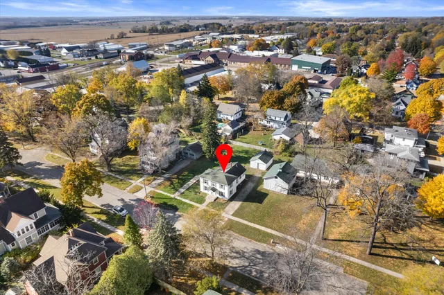 $299,900 | 210 South Washington Street, Elkhorn, WI 53121