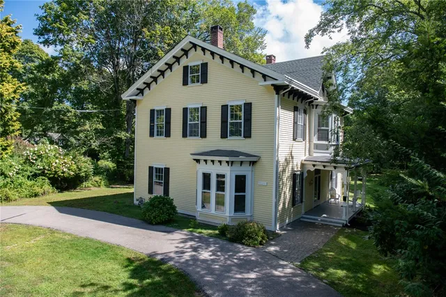 $925,000 | 81 Old North Road, South Kingstown, RI 02881