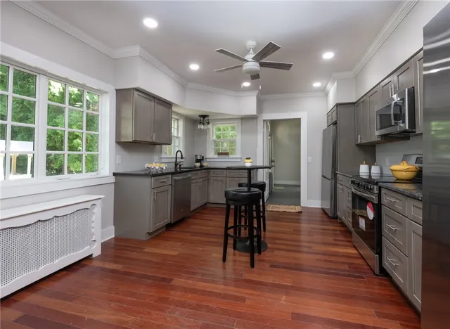 $925,000 | 81 Old North Road, South Kingstown, RI 02881