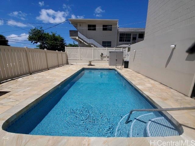 1440 Ward Avenue, Unit 301 Honolulu, HI 96822 - Photo 11 of 14 a view of a backyard