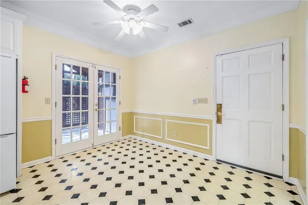 a view of entryway door