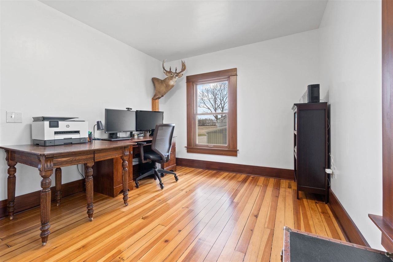 4581 Johnson Cedar Road Southeast West Liberty, IA 52776 - Photo 19 of 48 Gallery Image 19