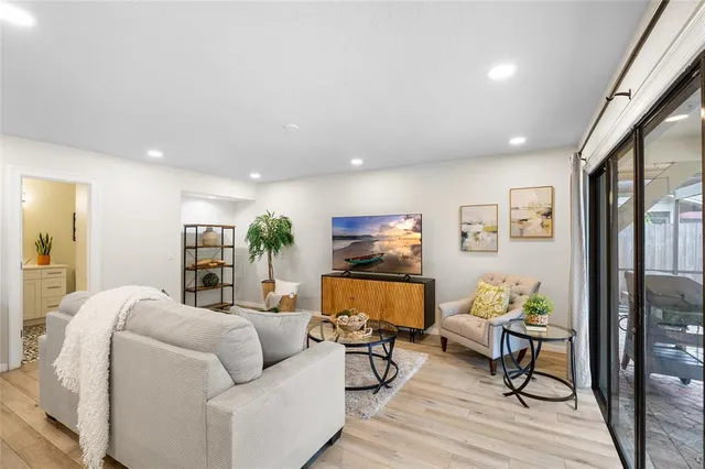 $829,900 | 14210 Clarendon Drive, Tampa, FL 33624