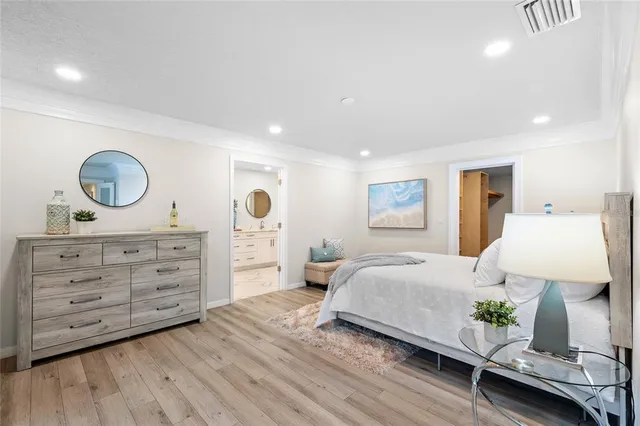 $829,900 | 14210 Clarendon Drive, Tampa, FL 33624