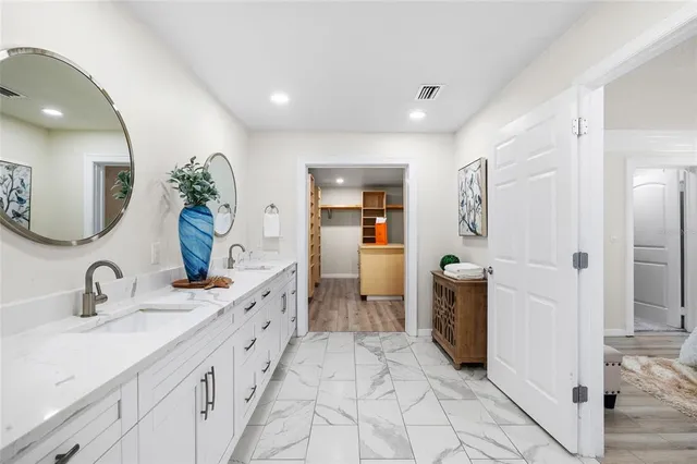 $829,900 | 14210 Clarendon Drive, Tampa, FL 33624