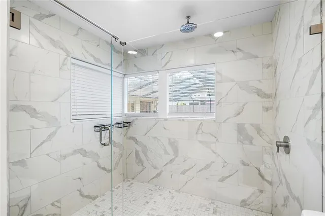 $829,900 | 14210 Clarendon Drive, Tampa, FL 33624