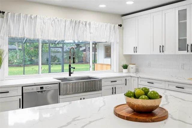 $829,900 | 14210 Clarendon Drive, Tampa, FL 33624