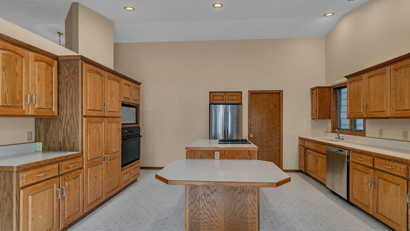985 Juliet Way Avon, MN 56310 - Photo 19 of 51 Gallery Image 19